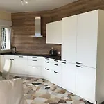 Moderne Mit Traumseeblick Maggiore