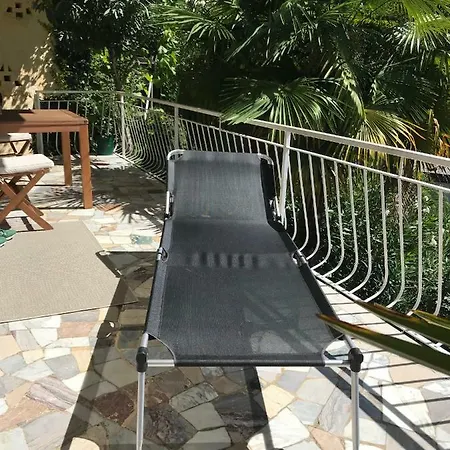 Moderne Mit Traumseeblick Maggiore Апартаменты Луино