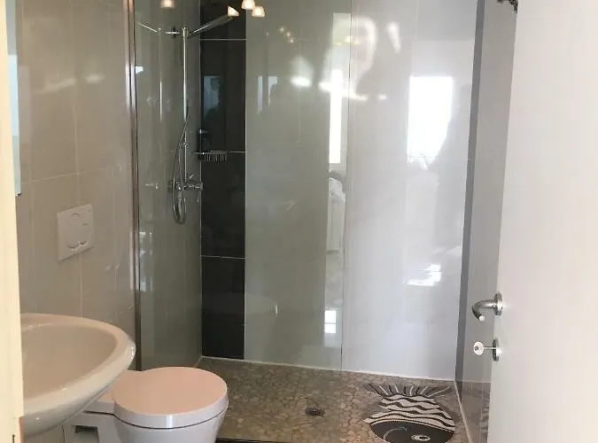 Moderne Mit Traumseeblick Maggiore Апартаменты