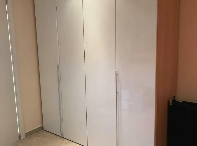 Moderne Mit Traumseeblick Maggiore * Луино