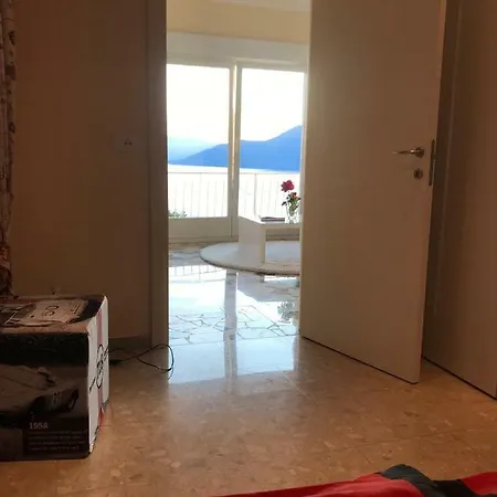 Apartmán Moderne Mit Traumseeblick Maggiore *