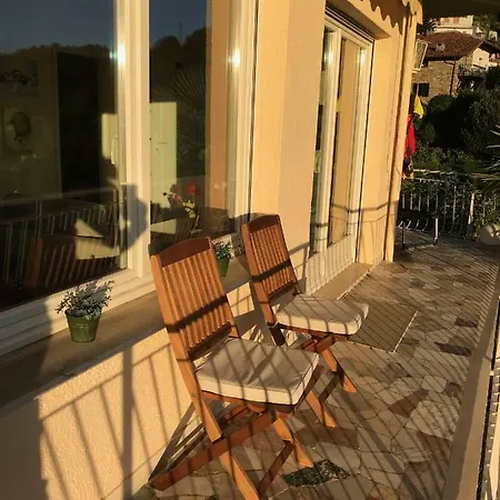 Moderne Mit Traumseeblick Maggiore Luino