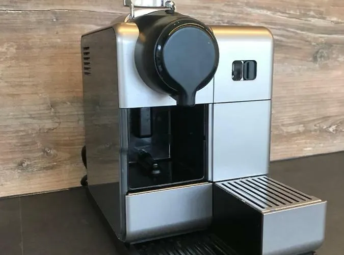 Moderne Mit Traumseeblick Maggiore